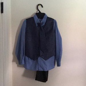 Kids size 7 dress shirt combo